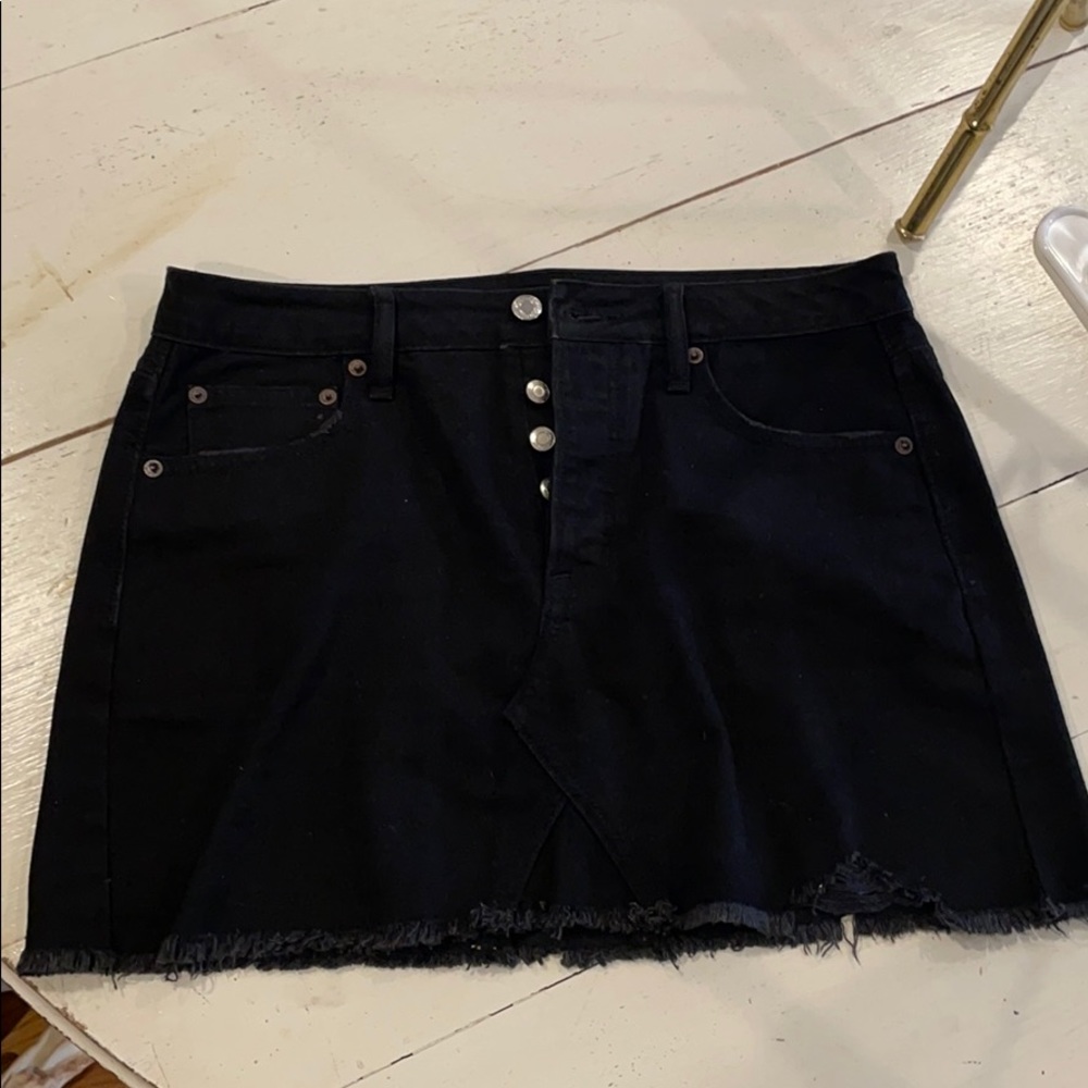 American Eagle Black Mini- Skirt